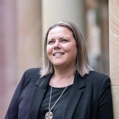 Dr Marnee Shay