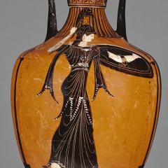 Athena dances a victory dance on a Panathenaic amphora (J. Paul Getty Museum [Malibu], inv. no. 79.AE.147.a).